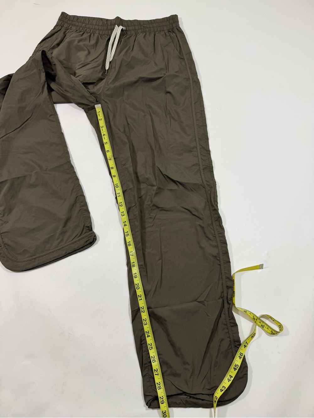 Vuori Eclipse Sport Pants Windbreaker Lightweight - Picture 7 of 8